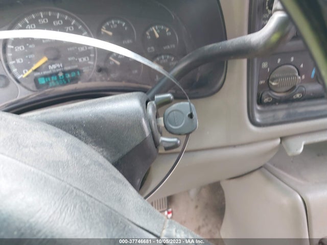 2000 CHEVROLET SILVERADO 1500 LT VIN: 2GCEC19T8Y1401215