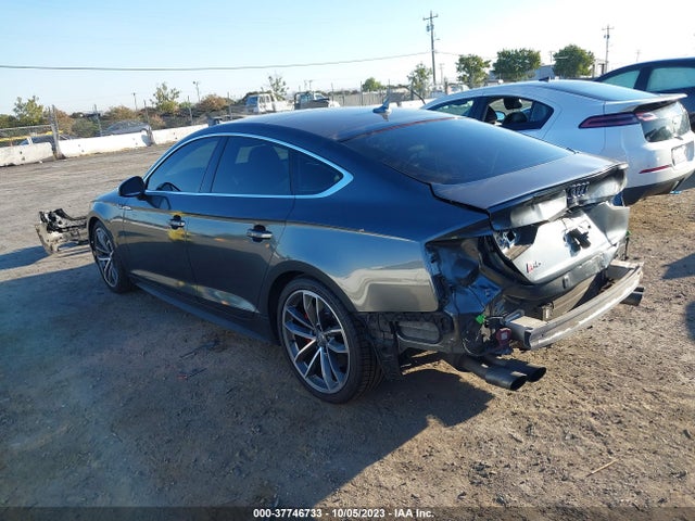 WAUB4CF58JA060229 Audi S5 Sportback Premium Plus