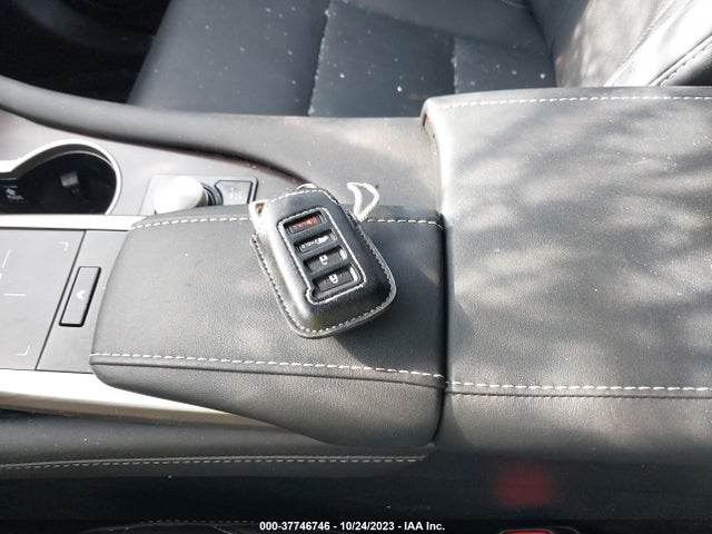 2T2HZMAA4MC205206 Lexus RX