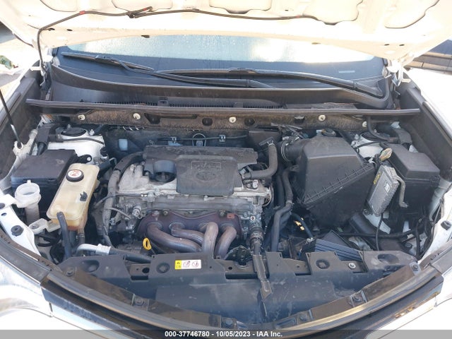 Toyota RAV4 LE 2018 JTMZFREV6JJ182877 Image 10