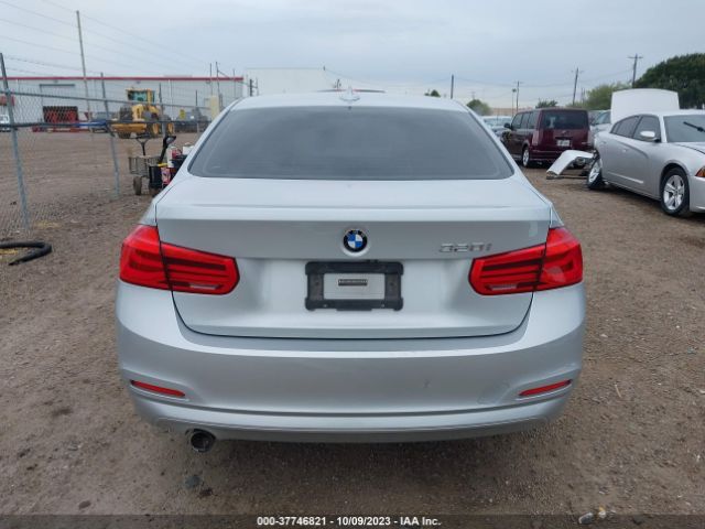 WBA8E1G52JNU90826 BMW 320i