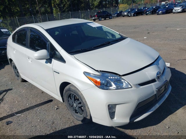 Toyota Prius Four 2015 JTDKN3DU4F0471103 Image 1