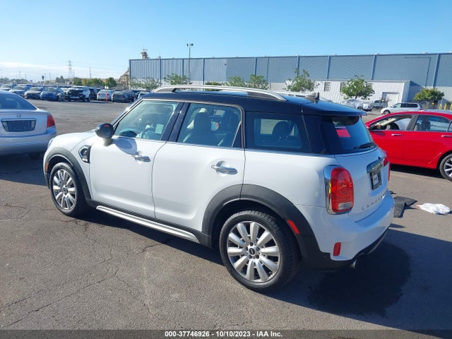 2019 MINI COUNTRYMAN WMZYT3C5XK3E96366 Photo 2