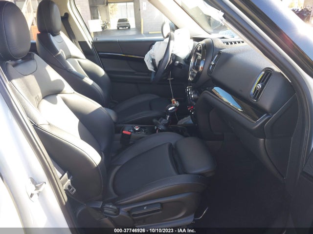 2019 MINI COUNTRYMAN WMZYT3C5XK3E96366 Photo 4