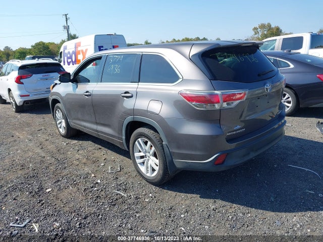 Toyota Highlander Le 2015 5TDBKRFH9FS128232 Image 3