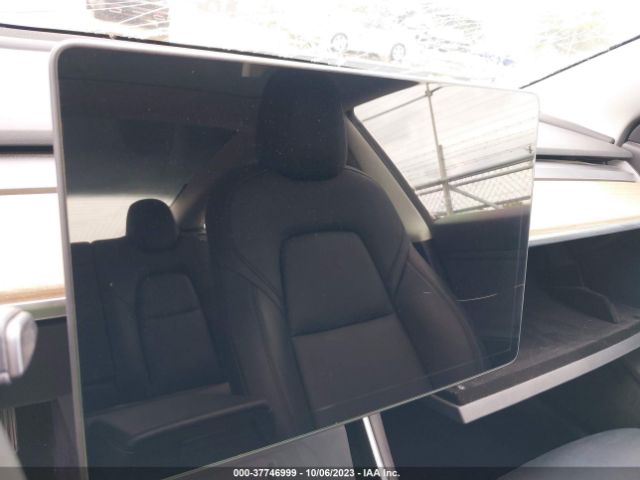 5YJ3E1EA1LF800687 Tesla Model 3 Standard Range