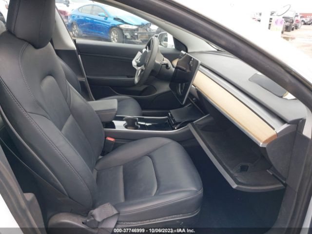 5YJ3E1EA1LF800687 Tesla Model 3 Standard Range