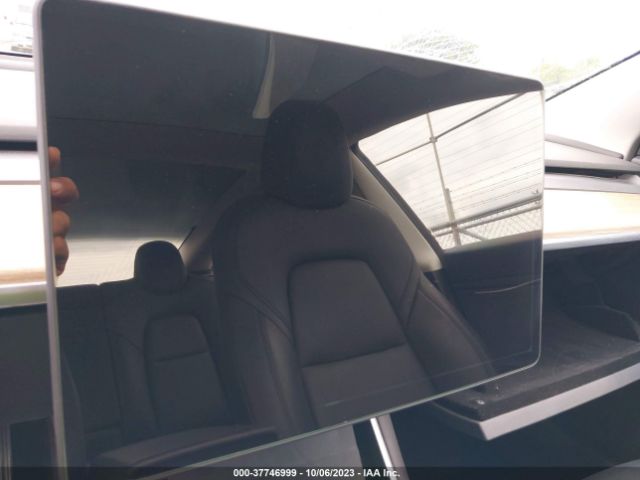 5YJ3E1EA1LF800687 Tesla Model 3 Standard Range