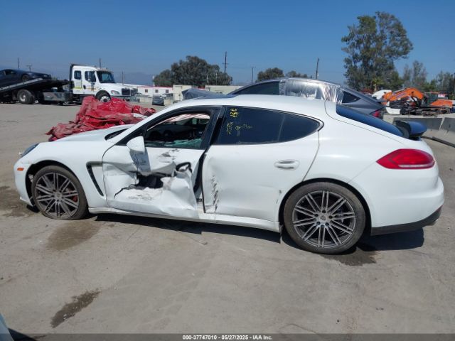 WP0AA2A72FL005751 Porsche PANAMERA 4