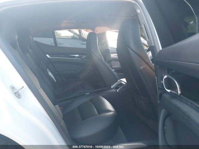WP0AA2A72FL005751 Porsche PANAMERA 4