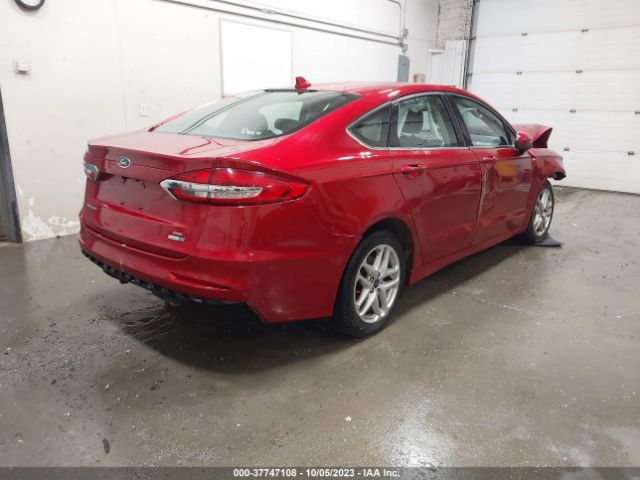 3FA6P0T97LR199400 Ford FUSION SE