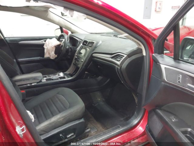 3FA6P0T97LR199400 Ford FUSION SE