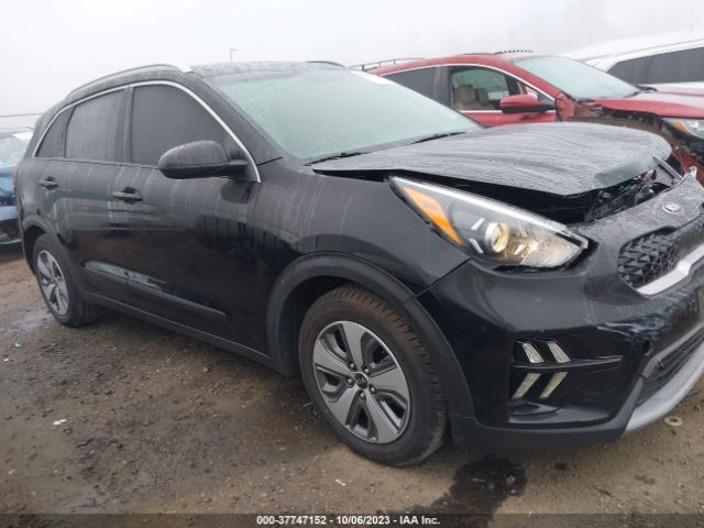 KNDCB3LCXL5370569 KIA NIRO LX