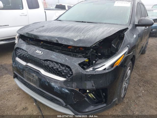 KNDCB3LCXL5370569 KIA NIRO LX