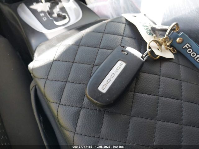 3C4PDCAB3JT235890 Dodge JOURNEY SE