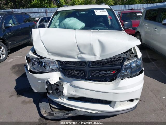 3C4PDCAB3JT235890 Dodge JOURNEY SE