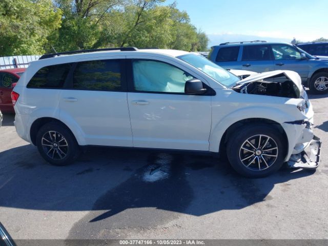 3C4PDCAB3JT235890 Dodge JOURNEY SE