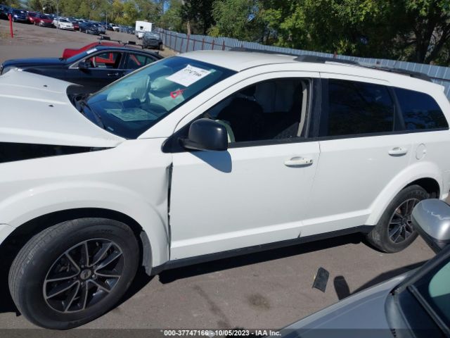3C4PDCAB3JT235890 Dodge JOURNEY SE