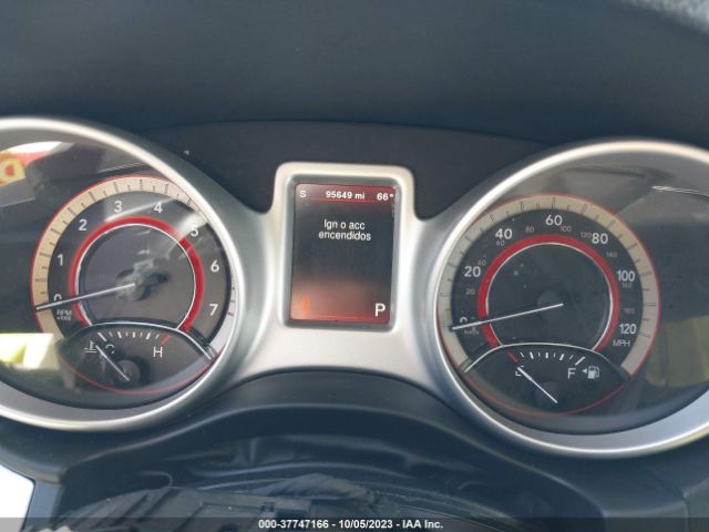 3C4PDCAB3JT235890 Dodge JOURNEY SE