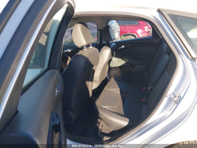 2016 FORD FOCUS SE VIN: 1FADP3K24GL363624