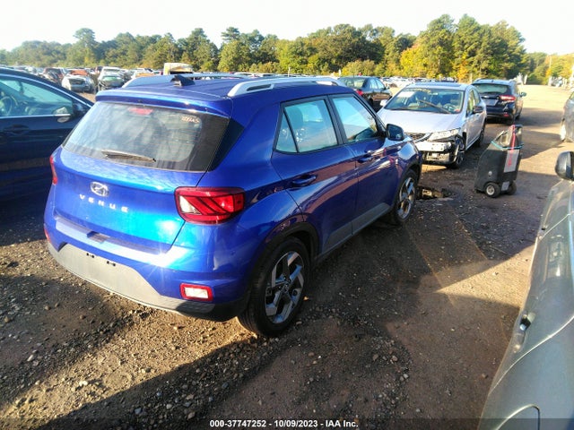 Hyundai Venue Sel 2022 KMHRC8A3XNU173414 Image 4