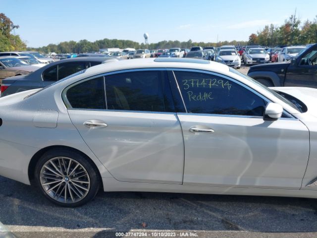 WBAJA7C36HG457895 BMW 5 Series 530i Xdrive