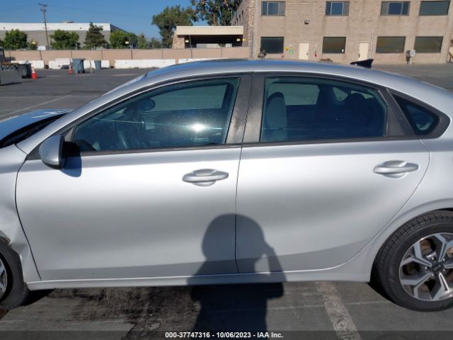 3KPF24ADXLE143398 KIA Forte Lxs