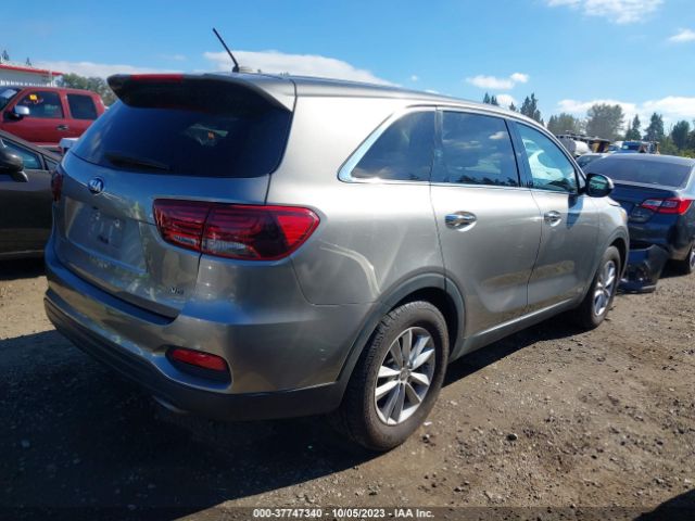 5XYPGDA56KG462717 KIA Sorento Lx V6