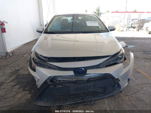 Toyota Corolla Hybrid Le 2022 JTDEAMDE2NJ052389 Image 12