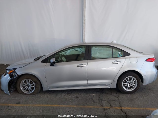 Toyota Corolla Hybrid Le 2022 JTDEAMDE2NJ052389 Image 14