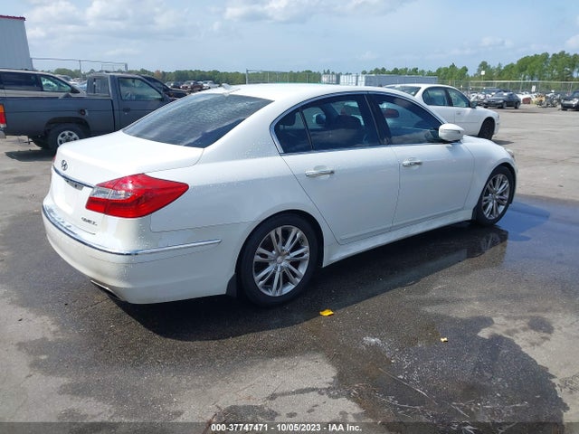 2013 HYUNDAI GENESIS 3.8L VIN: KMHGC4DD1DU240646