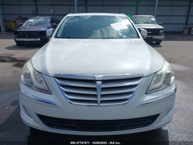 2013 HYUNDAI GENESIS 3.8L VIN: KMHGC4DD1DU240646