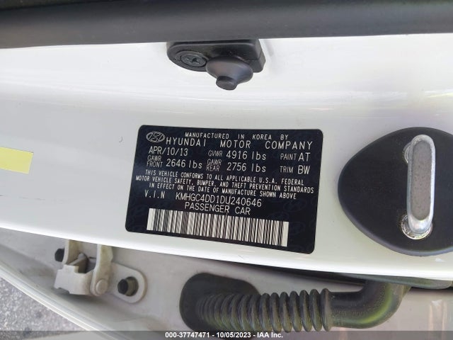 2013 HYUNDAI GENESIS 3.8L VIN: KMHGC4DD1DU240646