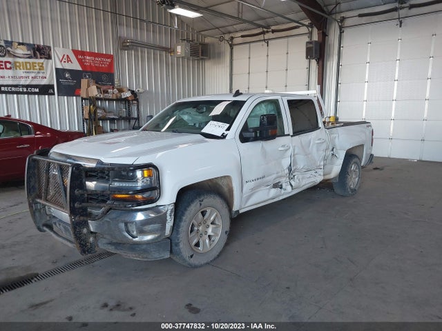 Chevrolet Silverado 1500 Lt 2017 1GCUKRECXHF208219 Image 2