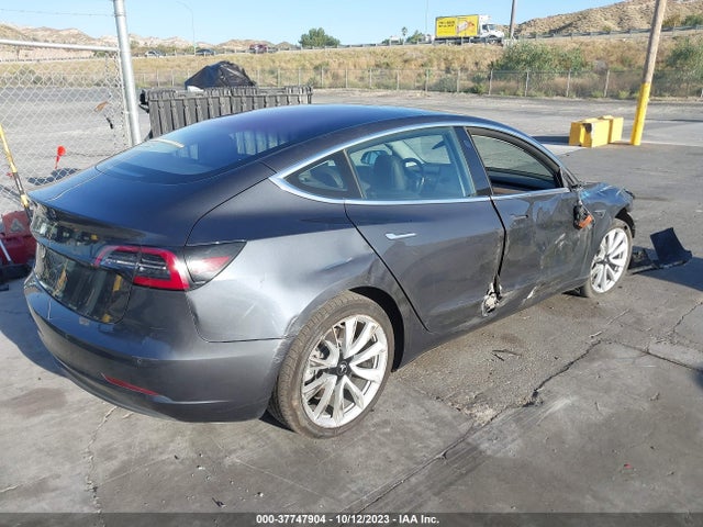 2018 TESLA MODEL 3 5YJ3E1EA7JF007763 Photo 3