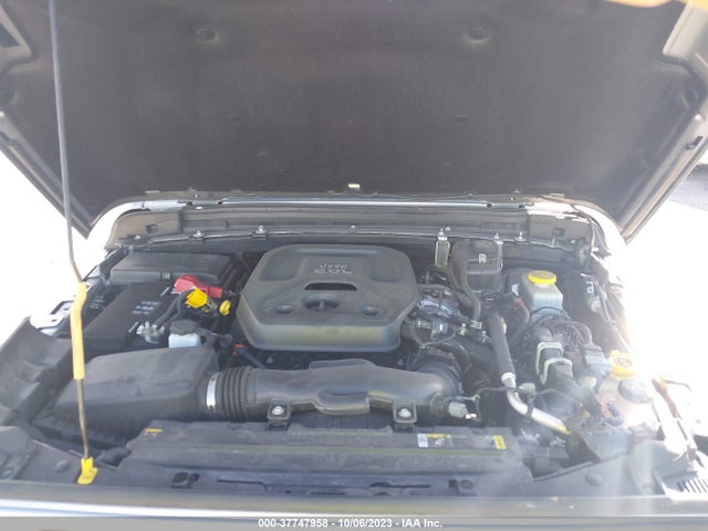 1C4HJXDN8MW680120 Jeep Wrangler Unlimited Sport Altitude