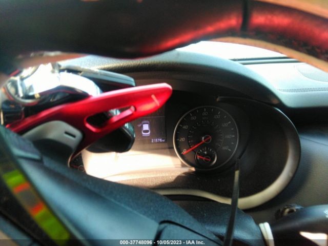 KNAE15LA6K6047485 KIA Stinger Base