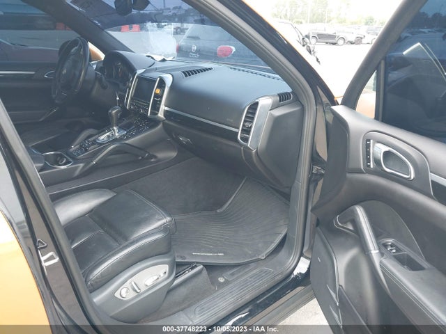 2011 PORSCHE CAYENNE WP1AA2A23BLA07036 Photo 4