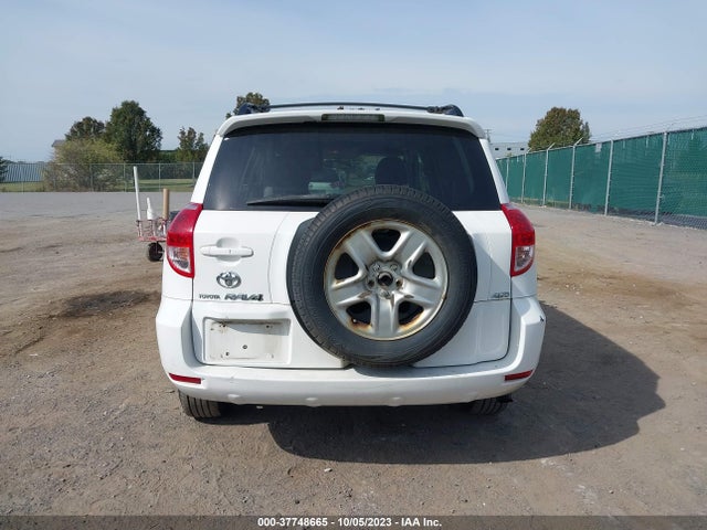 2006 TOYOTA RAV4 BASE VIN: JTMBD33V765029030