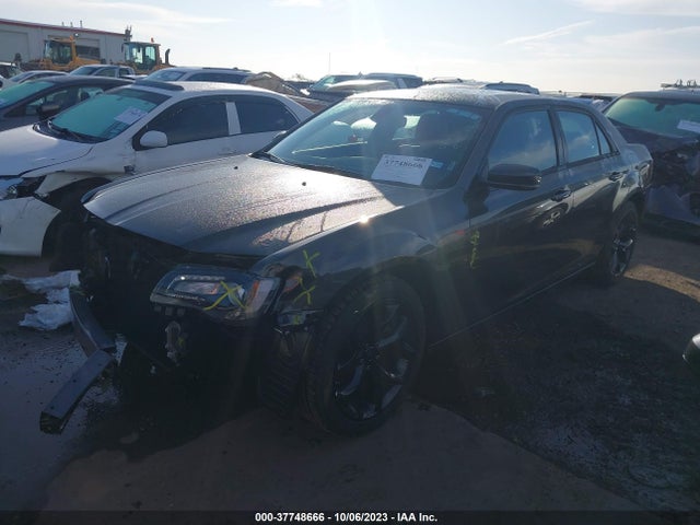 2C3CCABG2PH620475 Chrysler 300 300s