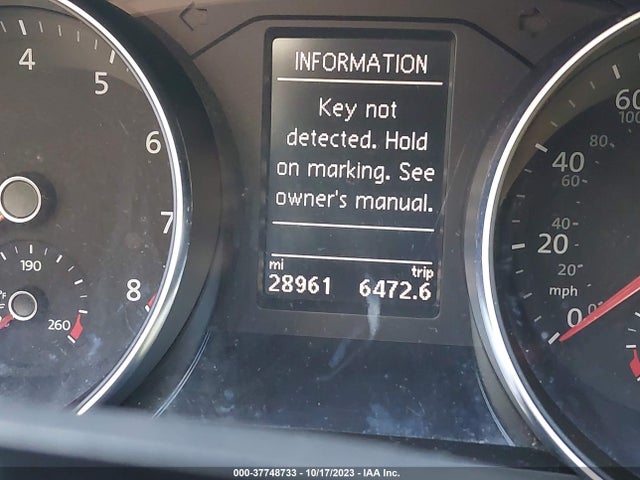 1VWBA7A36JC047960 Volkswagen Passat 2.0t Se