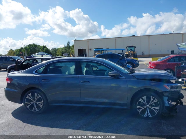 1VWSA7A30NC007640 Volkswagen Passat 2.0t Se