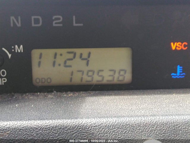 2005 SCION XB VIN: JTLKT324150175564
