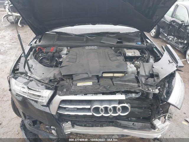 WA1VAAF79JD015467 Audi Q7 Prestige