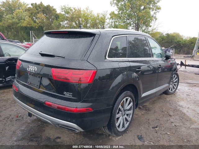 WA1VAAF79JD015467 Audi Q7 Prestige
