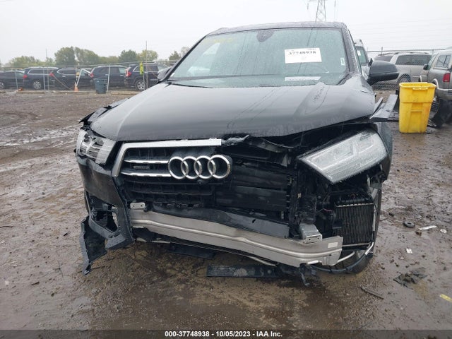 WA1VAAF79JD015467 Audi Q7 Prestige