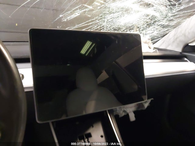 5YJ3E1EB6JF184264 Tesla Model 3 Long Range