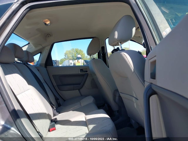 2010 FORD FOCUS SE VIN: 1FAHP3FN8AW203791
