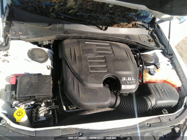 2C3CCAEG5GH100539 Chrysler 300