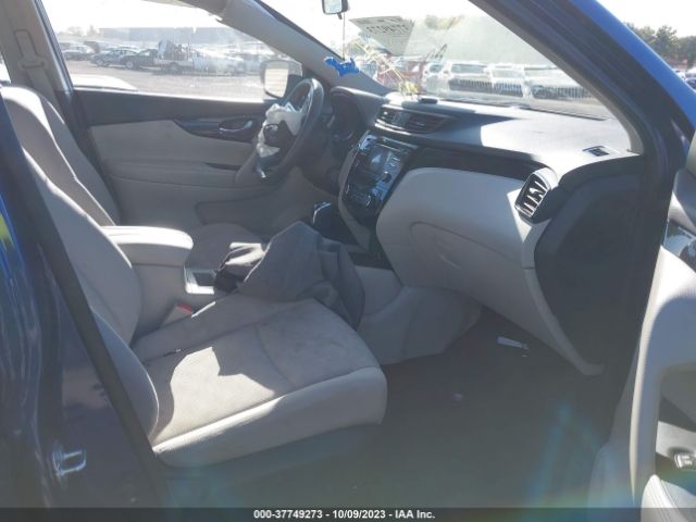 JN1BJ1CR2JW250766 Nissan Rogue Sport Sv